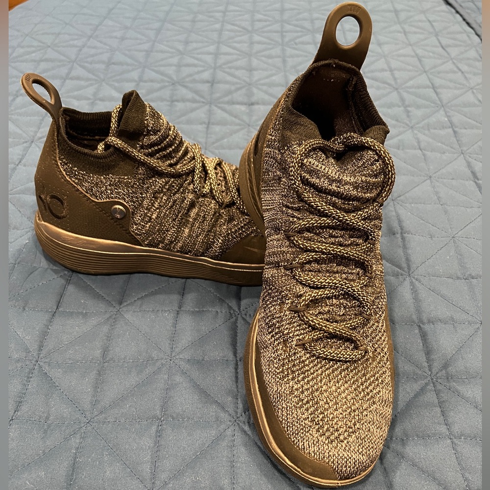 Nike KD 11 basketball shoes